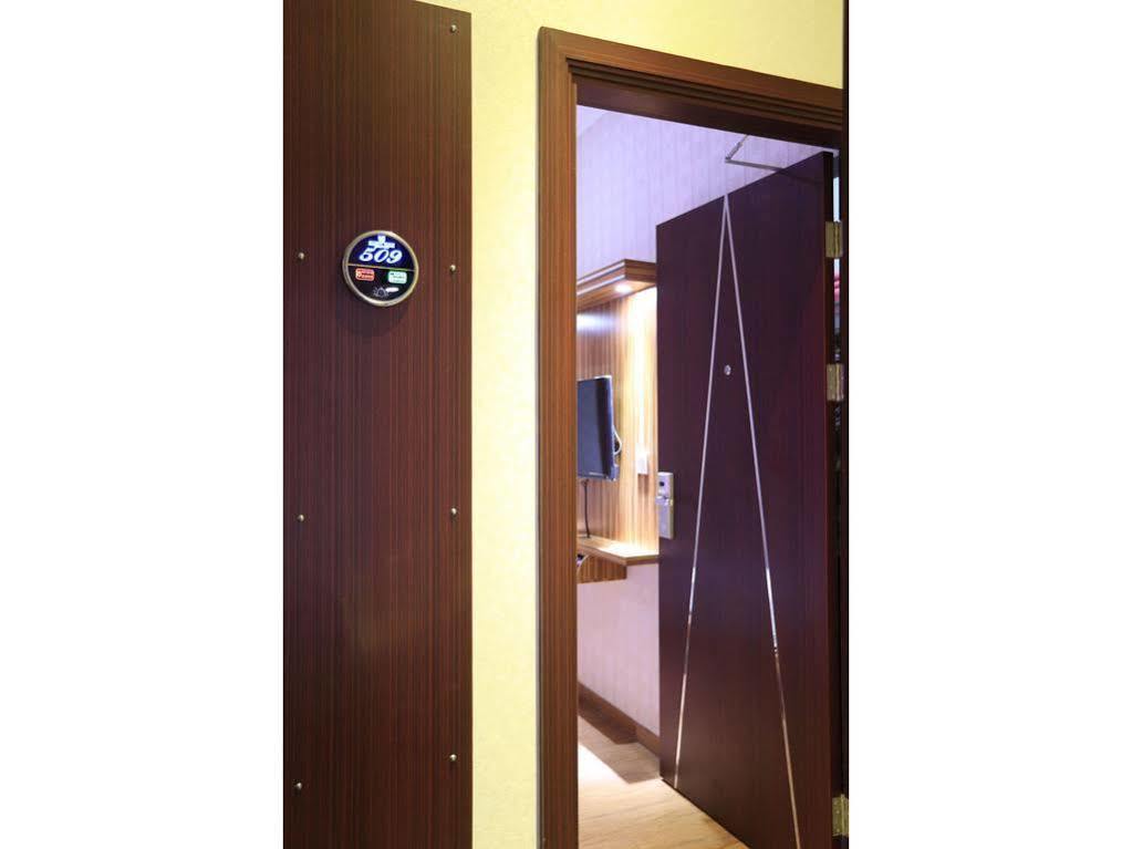 Hotel Rovi Boutique Jakarta Exterior photo